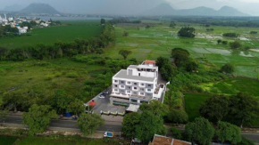 The Lotus Hotel Visakka Palani